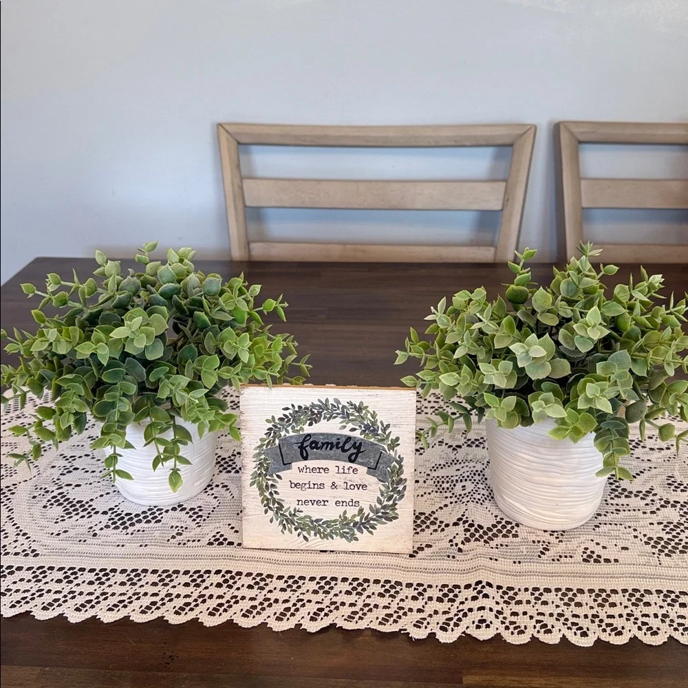 🌿💚🌿 Greenery in White Planters - Home Accent
